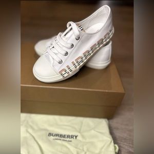 Burberry Low Top Sneakers